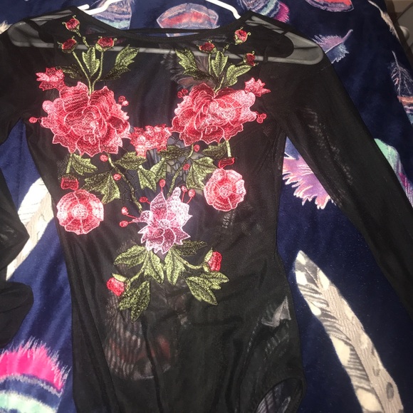 Fashion Nova Bodysuit - Picture 4 of 5